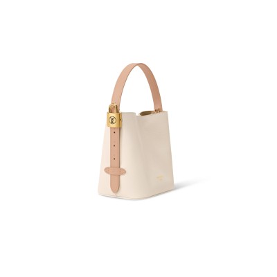 LOUIS VUITTON MASTER FLIGHT MODE ALL IN BB M29112 (18*16*12cm)
